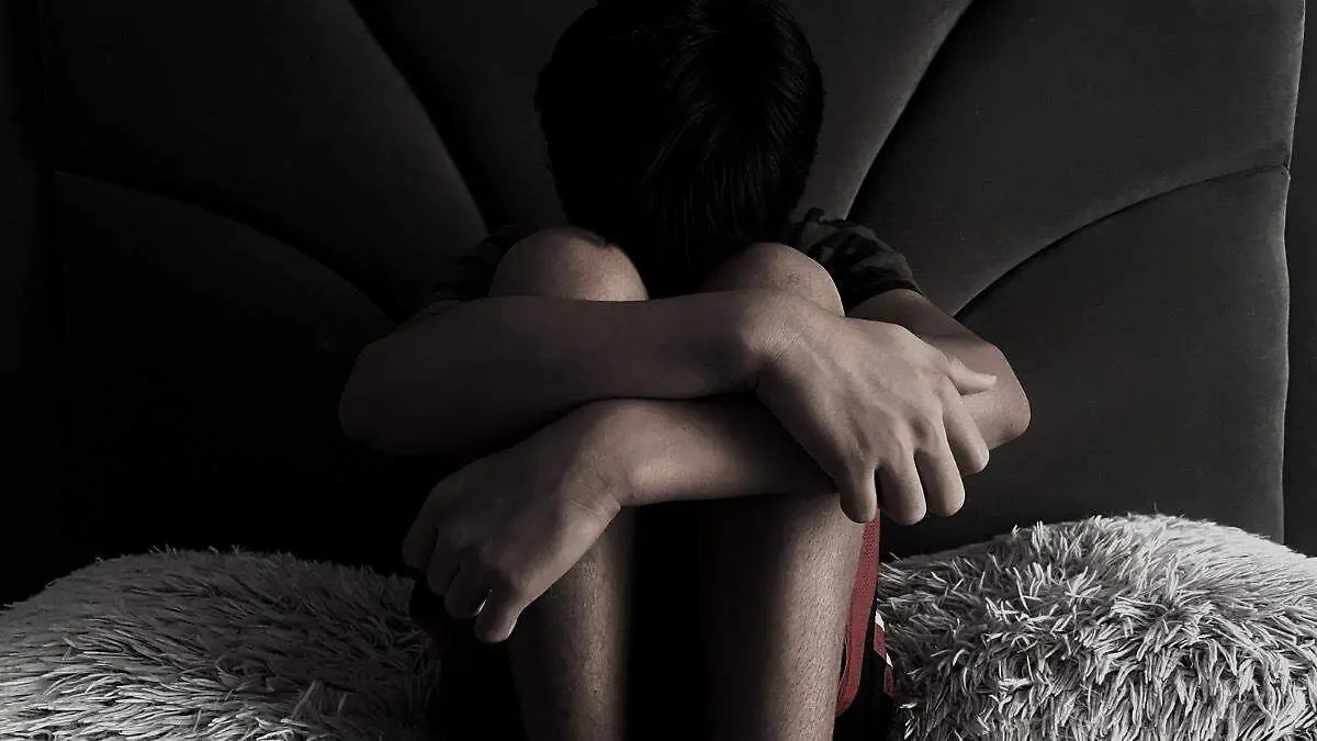 hombre-triste-llorando