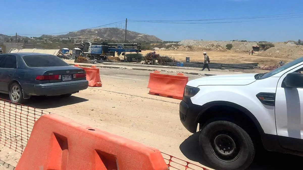 obra-paso-desnive-los-cabos