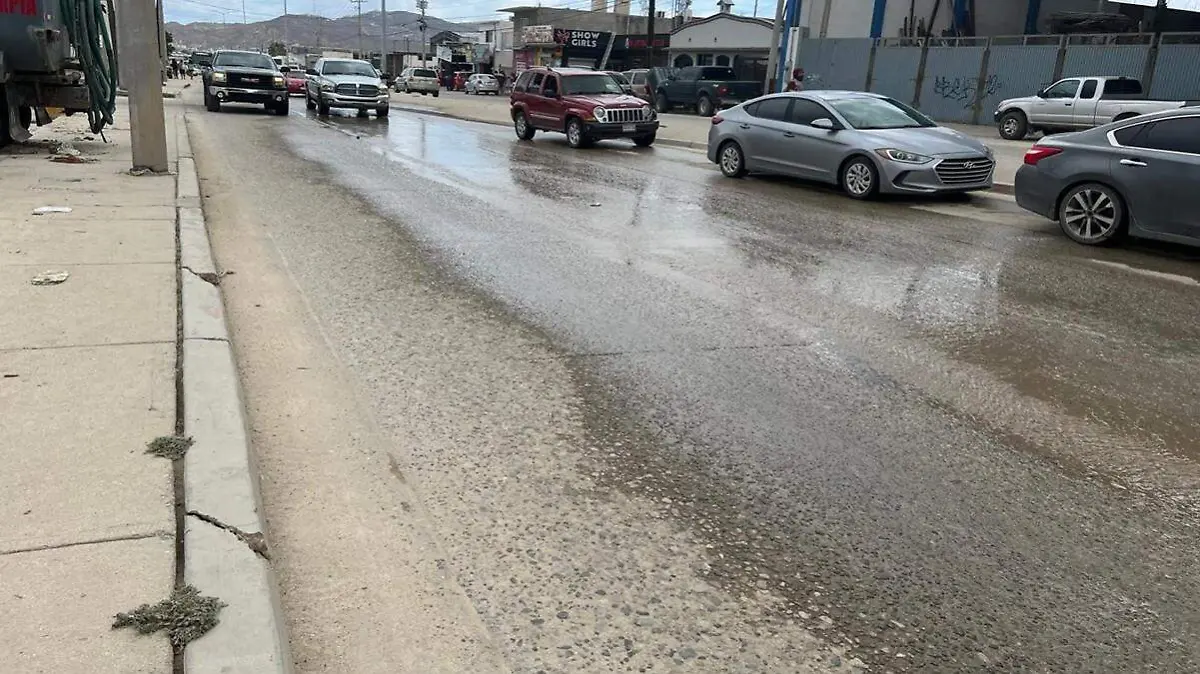 calles-mojadas-los-cabos