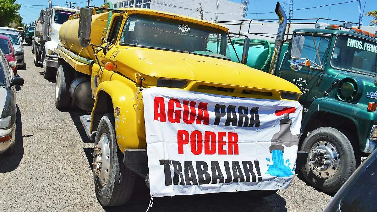 pipa manifestacion por pozos de agua
