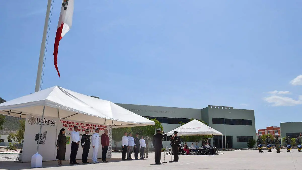 protesta-comandante-zona-militar-lapaz