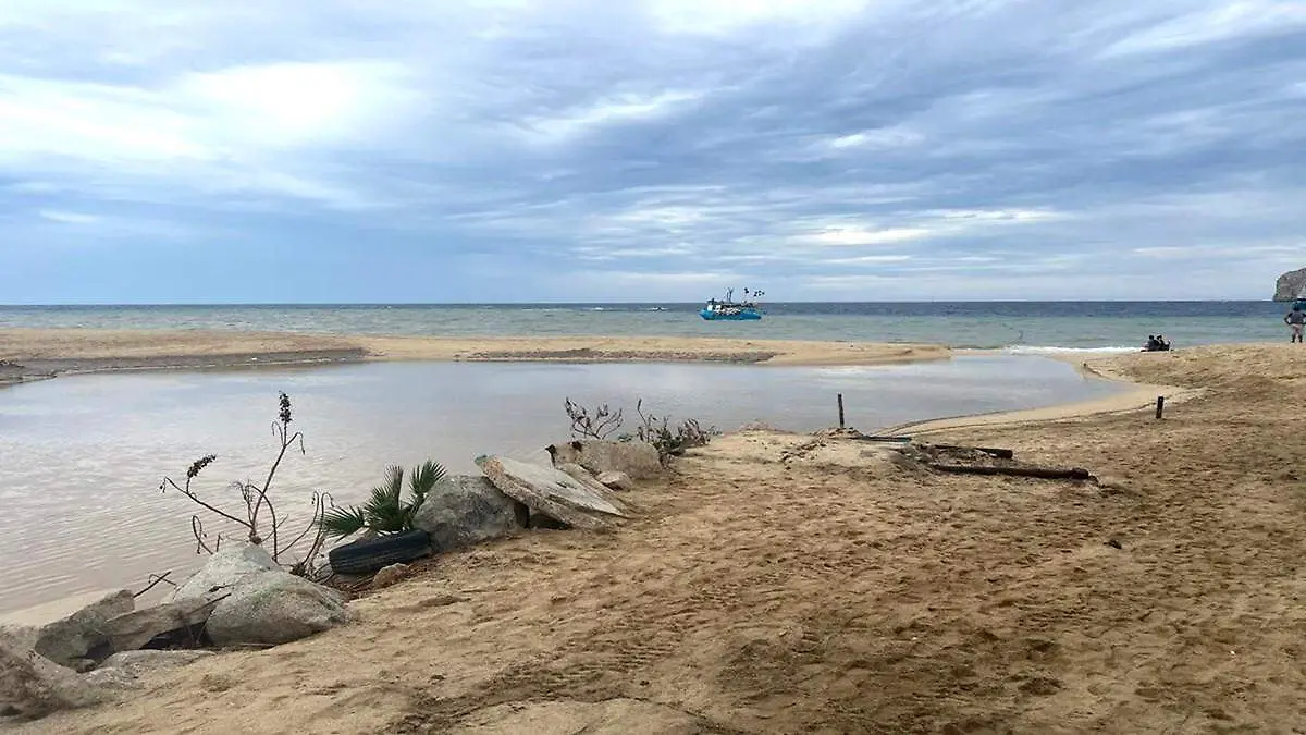 bocana-playa-el-medano-cabo-san-lucas