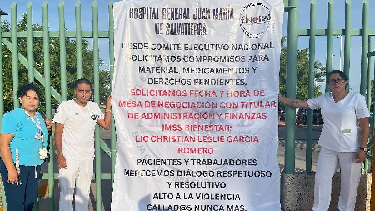 sindicato-fintras-protesta-hospital-genera-especialidades-juan-maria-salvatierra