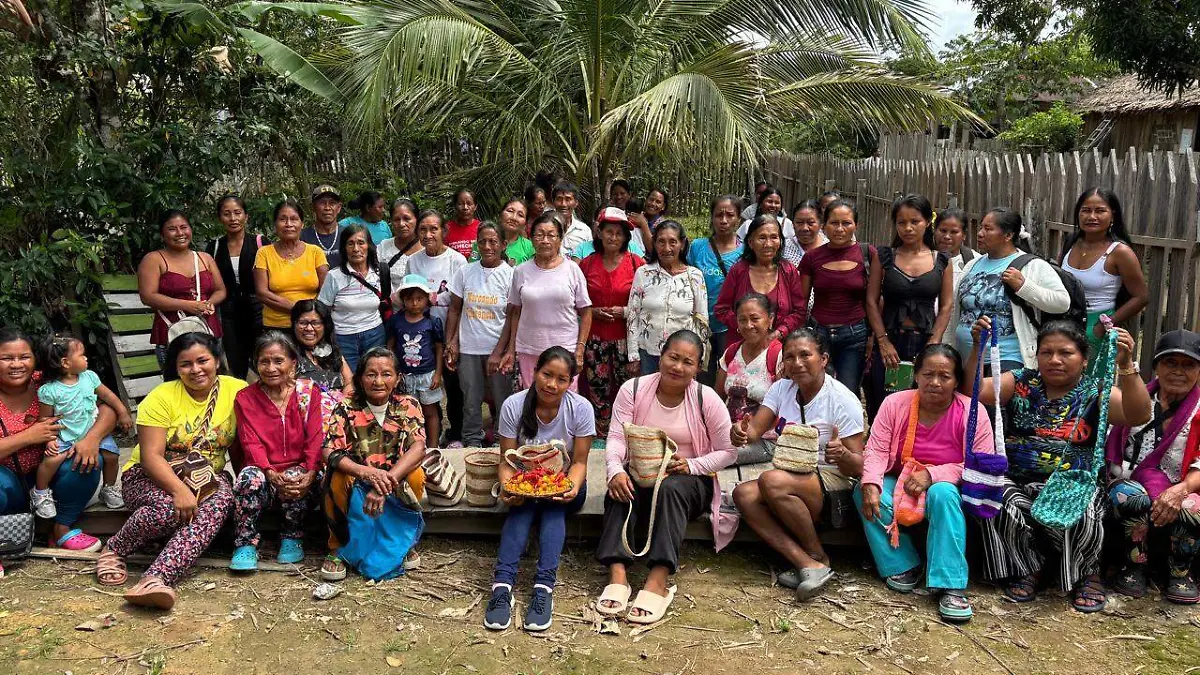  mujeres-indigenas-amigos-amazonia
