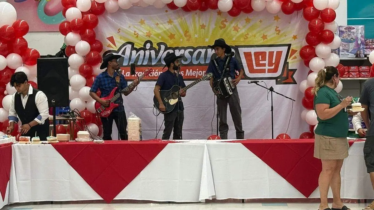 musica-aniversario-casa-ley
