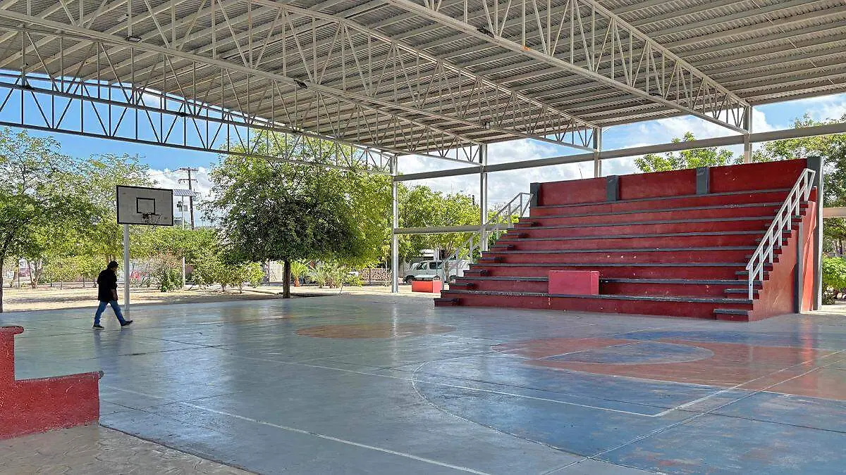 instalaciones deportivas los mangos