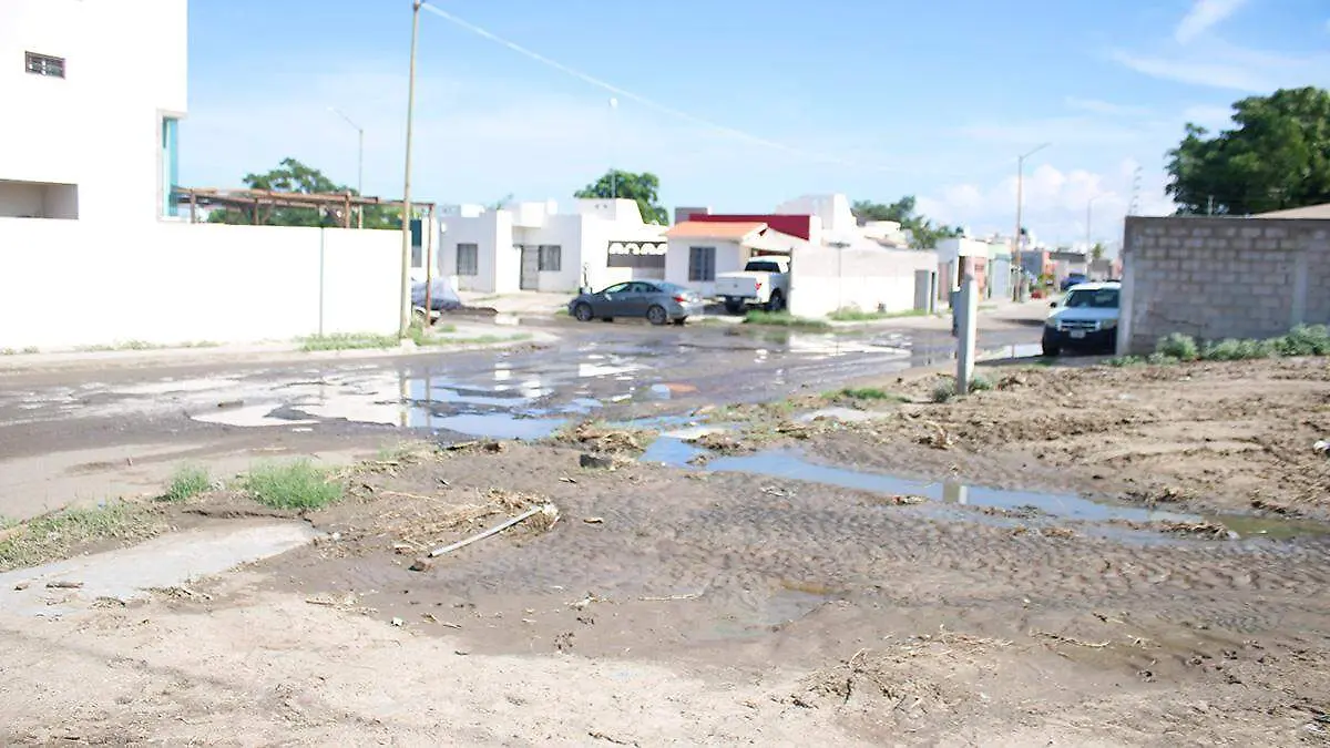derrame-calle-sin-pavimentar-la-paz