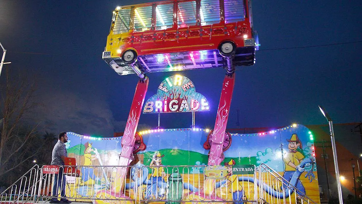 juego-mecanico-feria-la-paz