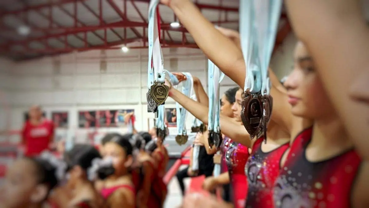 Medallas de gimnastas de la paz