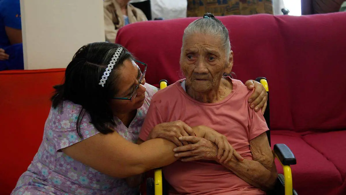 asilo de anciano cuidado adultos mayores
