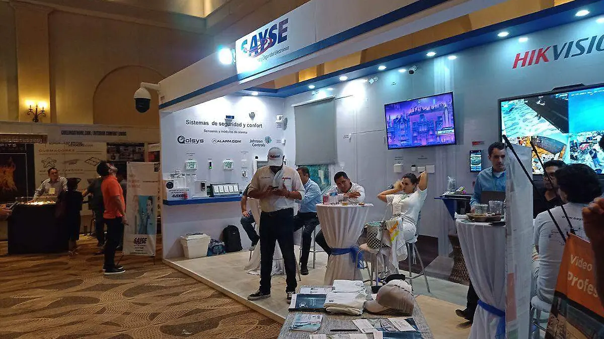 expositores-stand-los-cabos-expocond