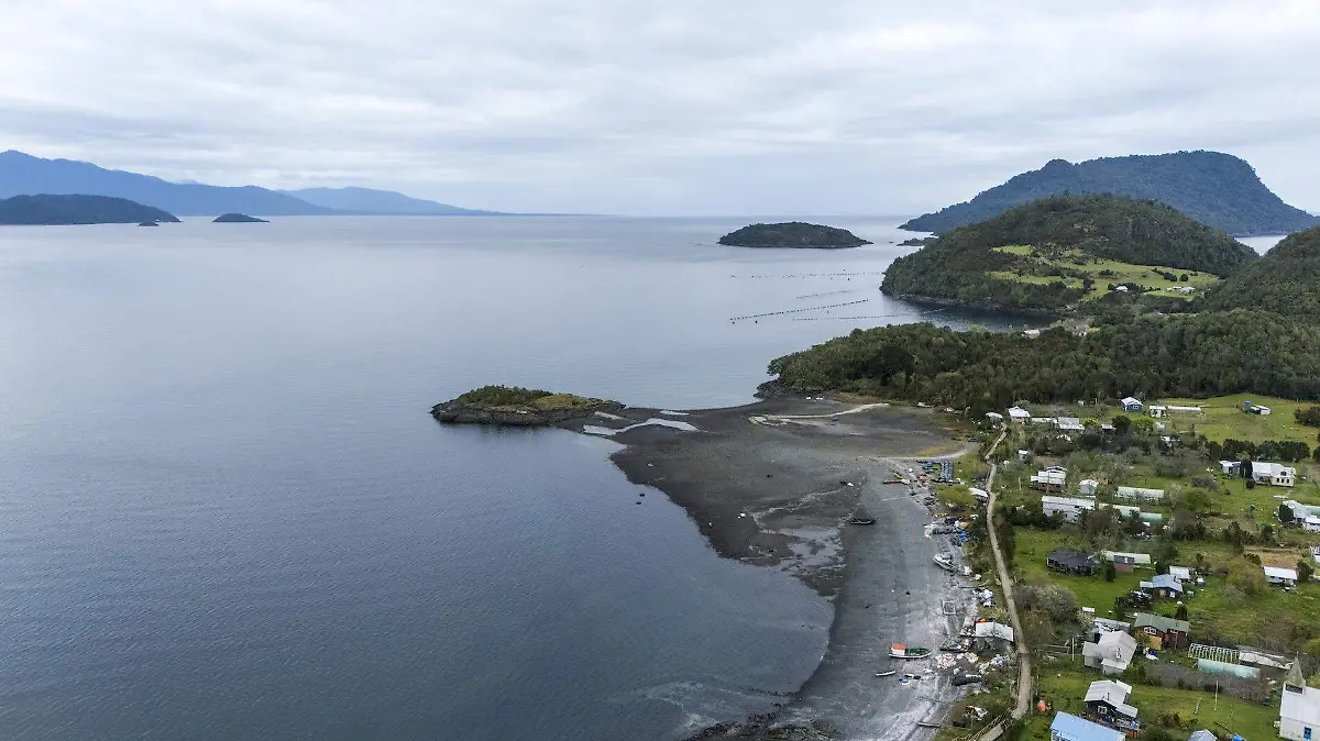 1 Isla Llanchid Walaywe