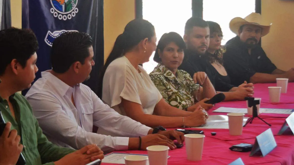 claudia perez y edith conferencia