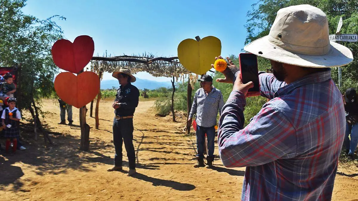 inauguracion-cempasuchil-pueblo-san-juan-planes