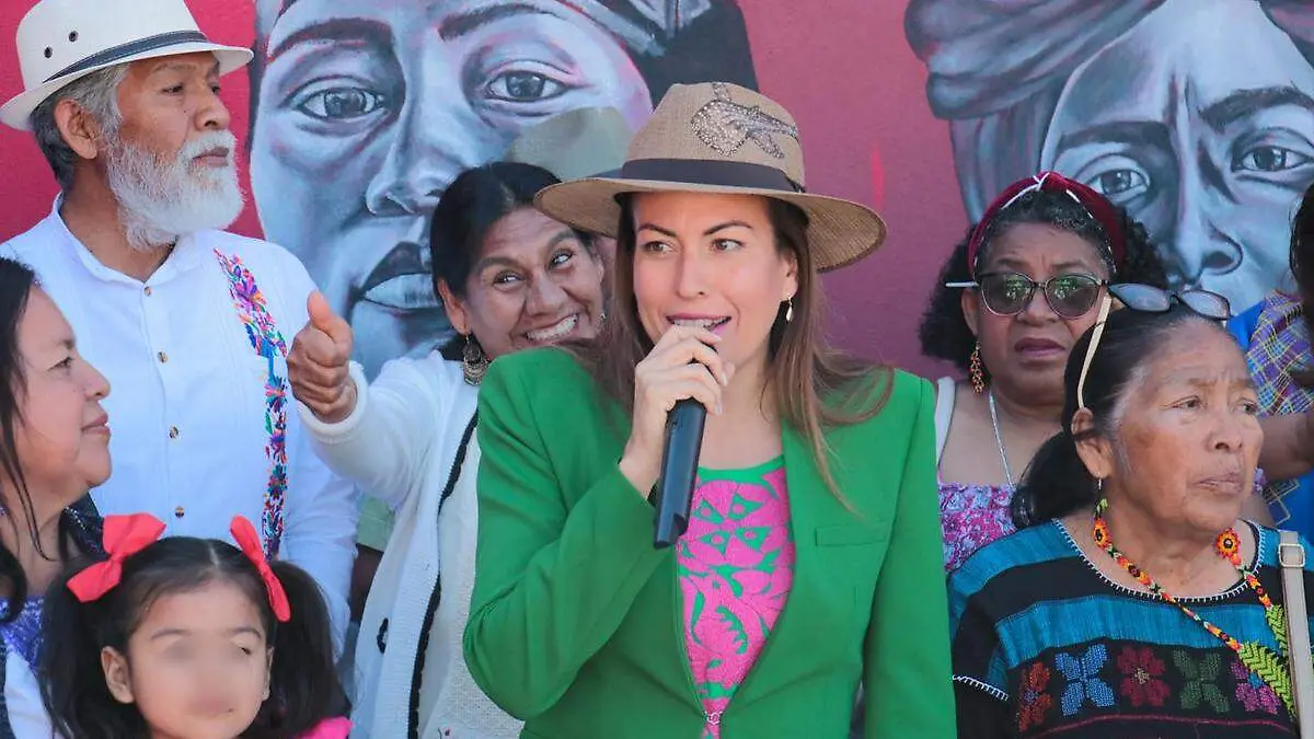milena-quiroga-inauguracion-mercado-etnico-la-paz