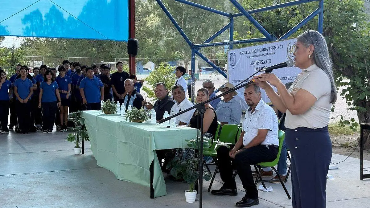 Evento en secundaria 13