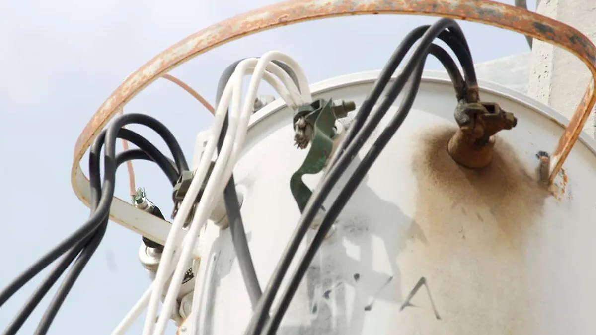 poste y transformador electrico cfe la paz