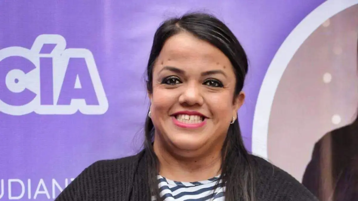 cynthia molano el sol de durango por Lulu Murillo