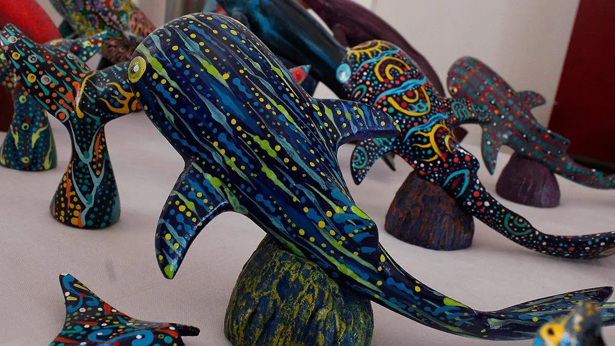 artesanias-tiburon-ballena-tianguis-cultural