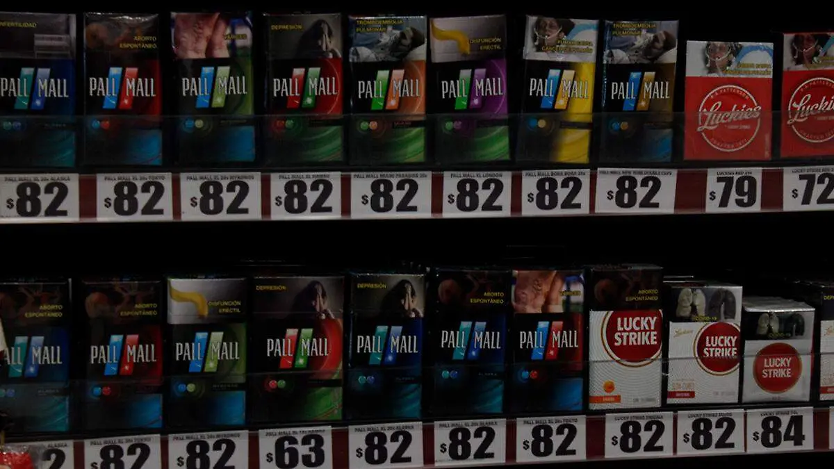 cigarros-diferentes-marcas-exibicion