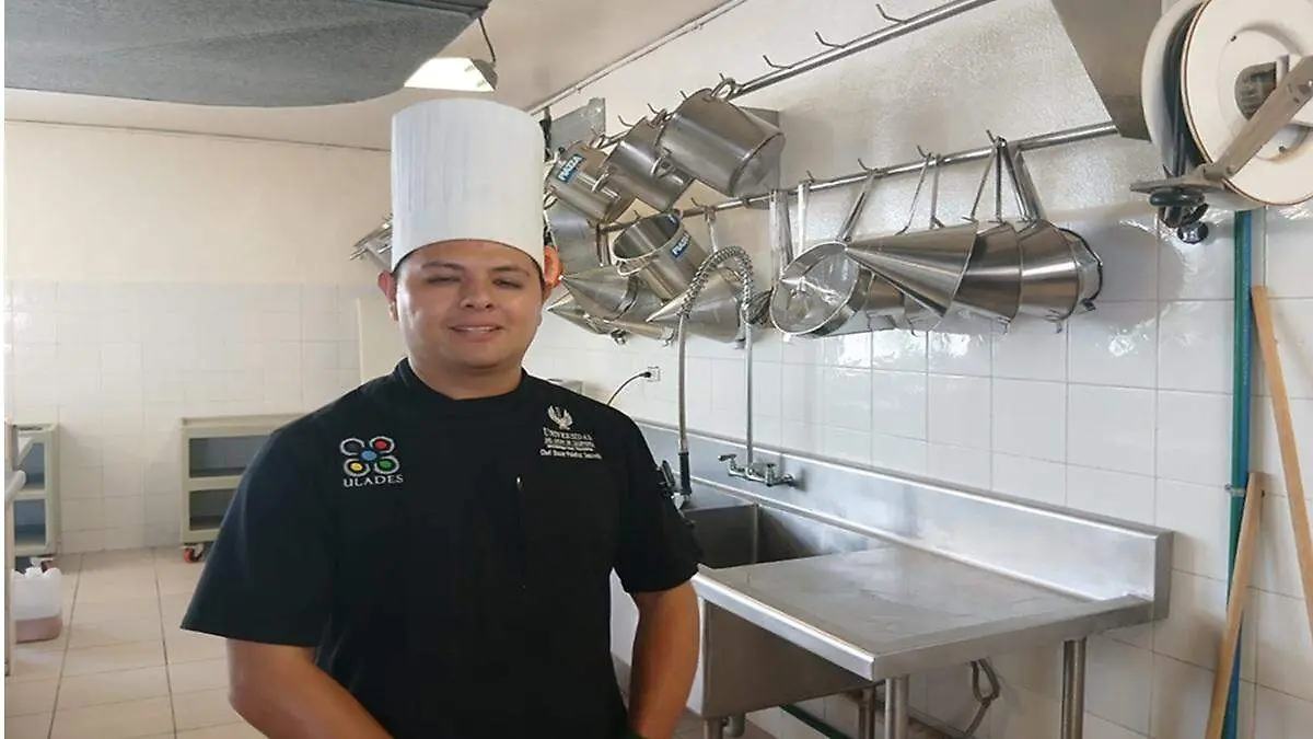 chef-instructor-ugc-oscar-palafox