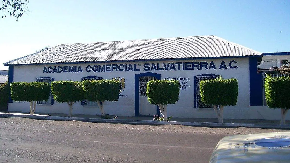 academia comercial salvatierra edificio serdan