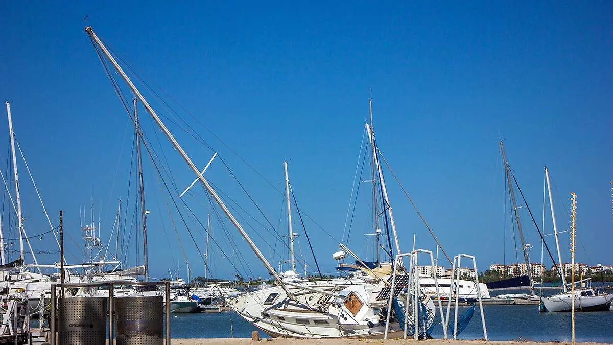 barcos-barados-bahia-de-la-paz
