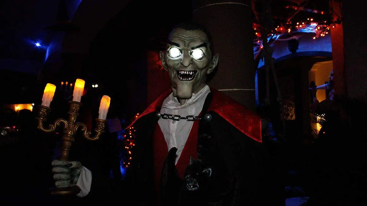 decoración-vampiro-halloween-casa-fidepaz