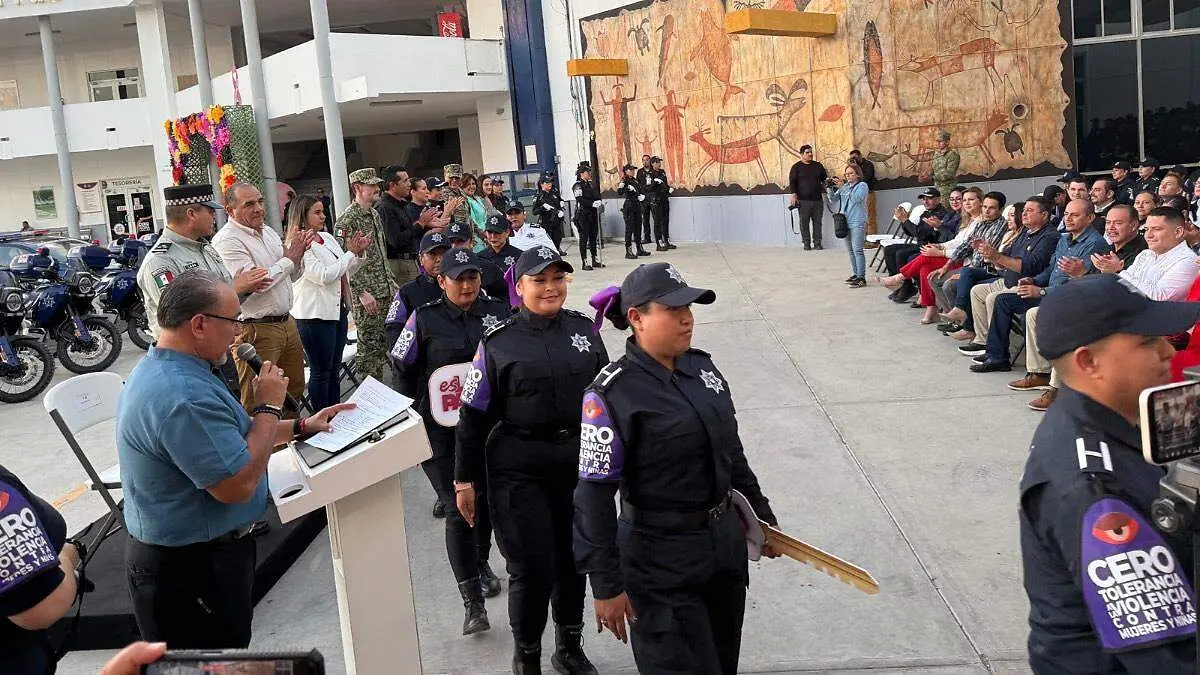 Elementos recogiendo llaves