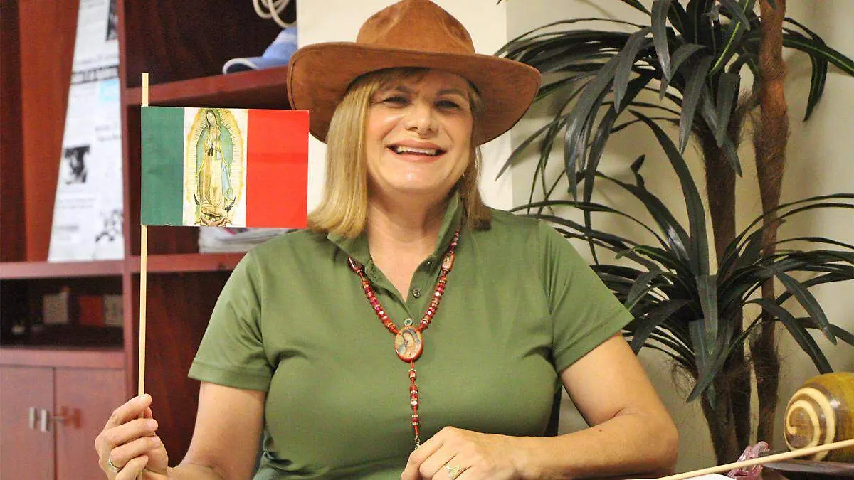 norma la catolica bandera virgen