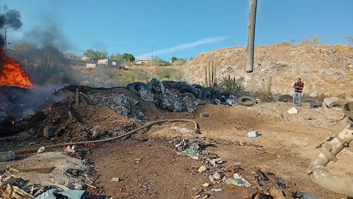 Incendio recicladora la paz