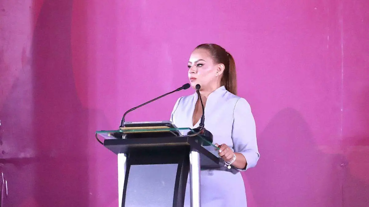  alcaldesa-loreto-paz-alma-ochoa-amador