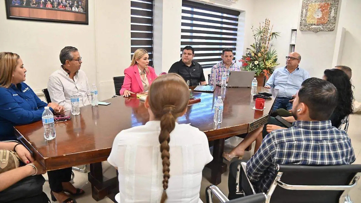 reunion-sector-hotelero-turistico-baja-california-sur