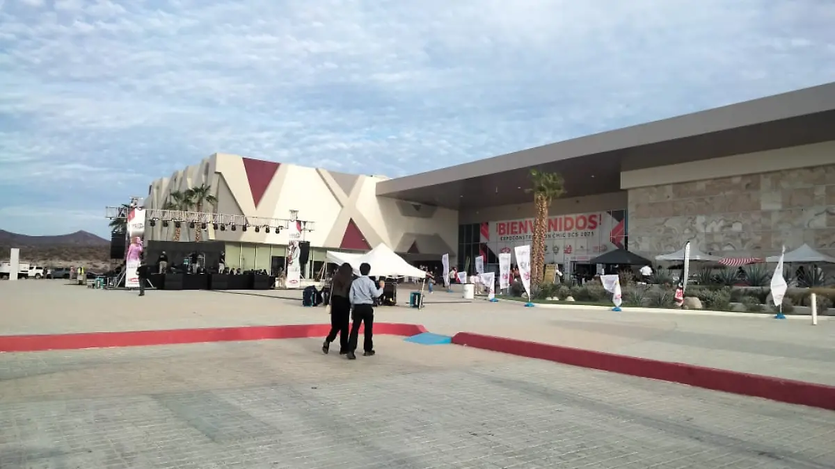 centro-convenciones-la-paz-expo-cmic-bcs-2025