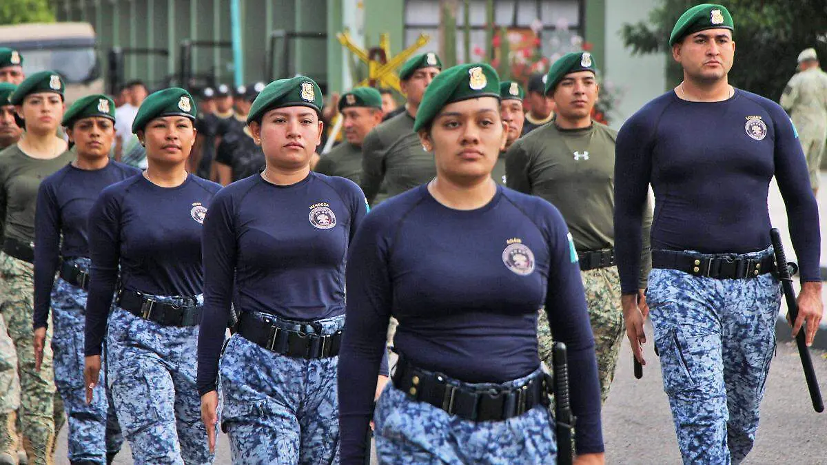 mujeres militares
