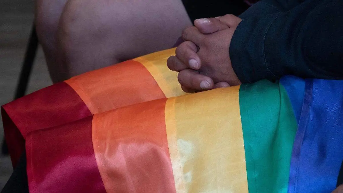 persona-bandera-lgbt