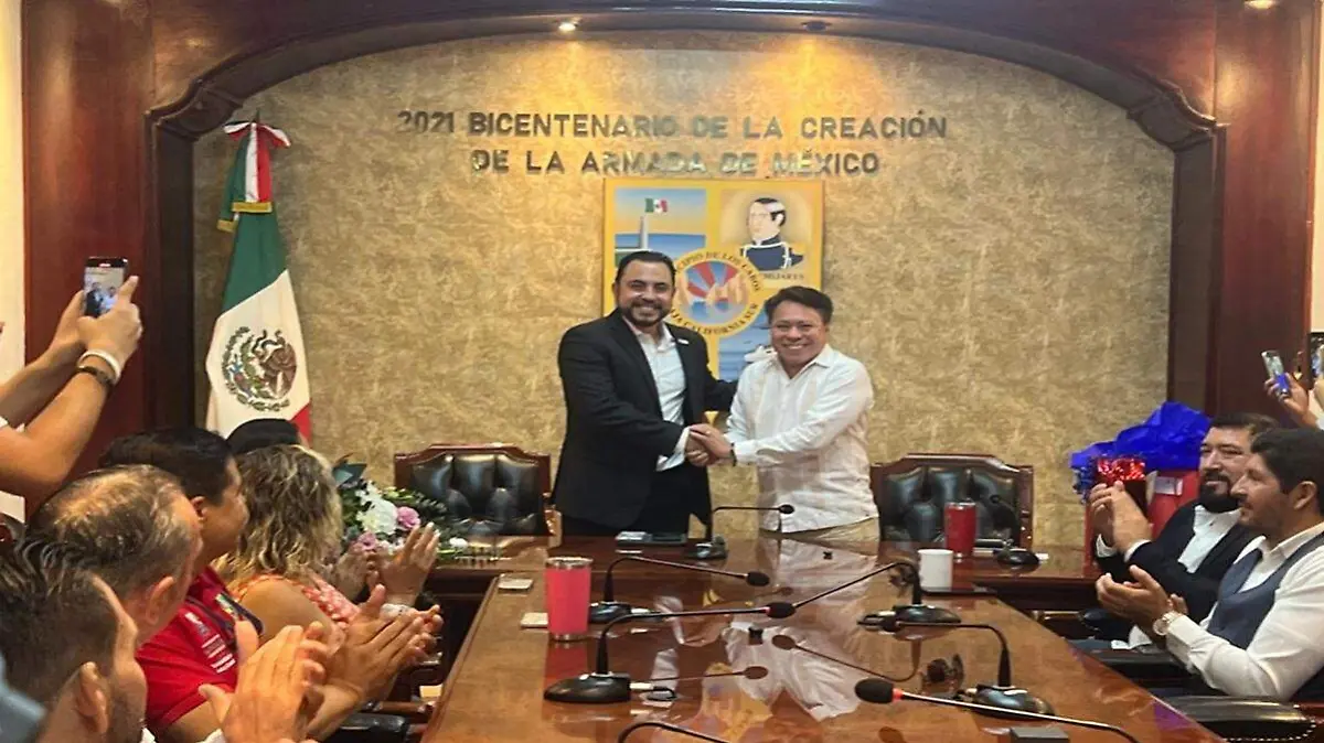 embajador-panama-mexico-abraham-martinez-montilla-reunion-alcalde-christian-agundez-gomez-sala-juntas-palacio-municipal-san-jose-cabo
