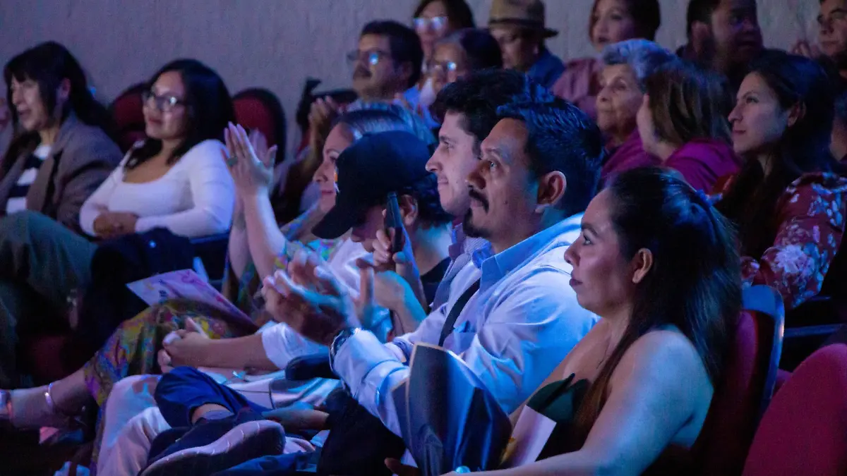 espectadores-obra-teatro-la-paz