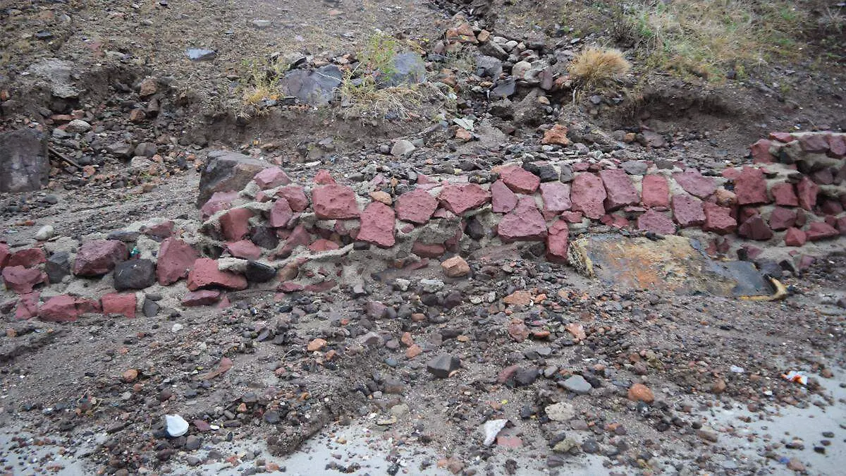 playa el coromuel tras lluvia