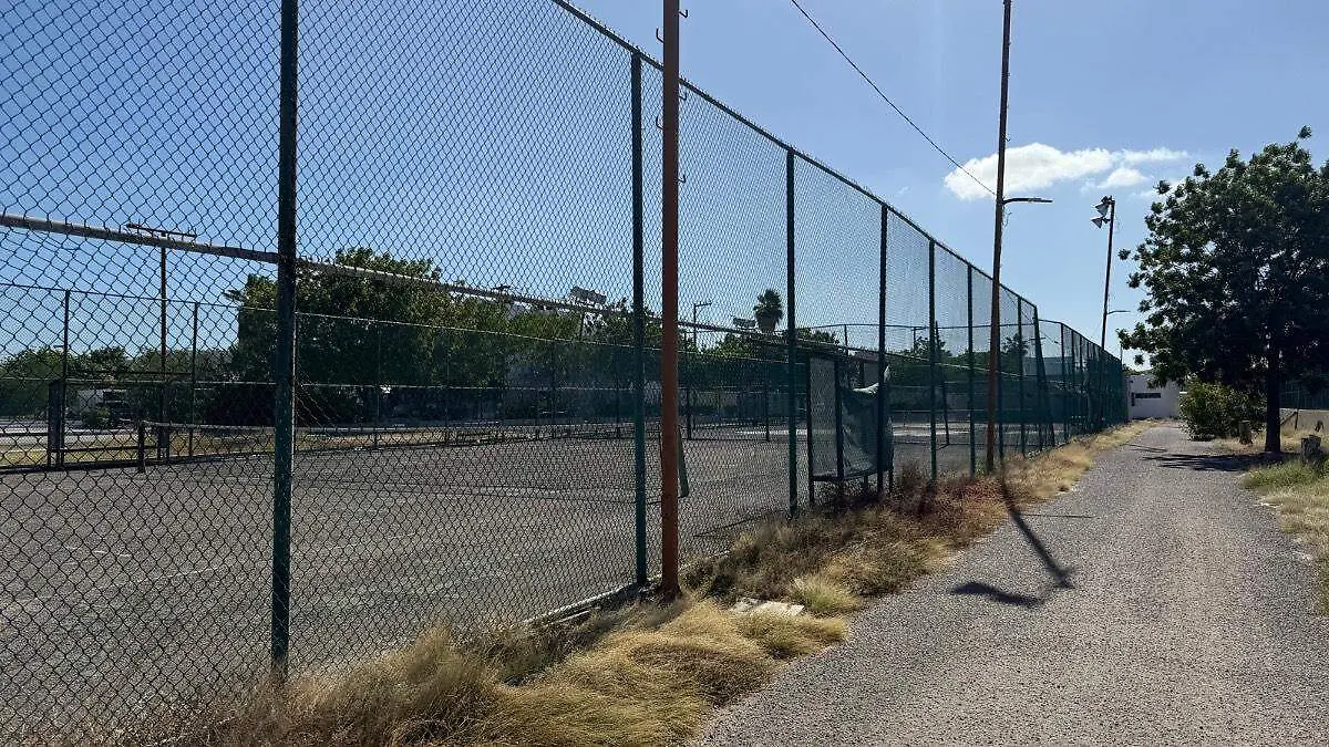 area-canchas-futbol-parque-la-paz