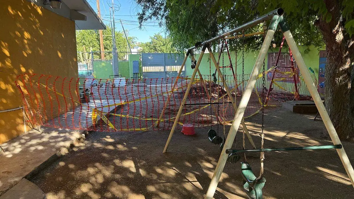 area-juegos-jardin-niños-hans-christian-andersen-la-paz