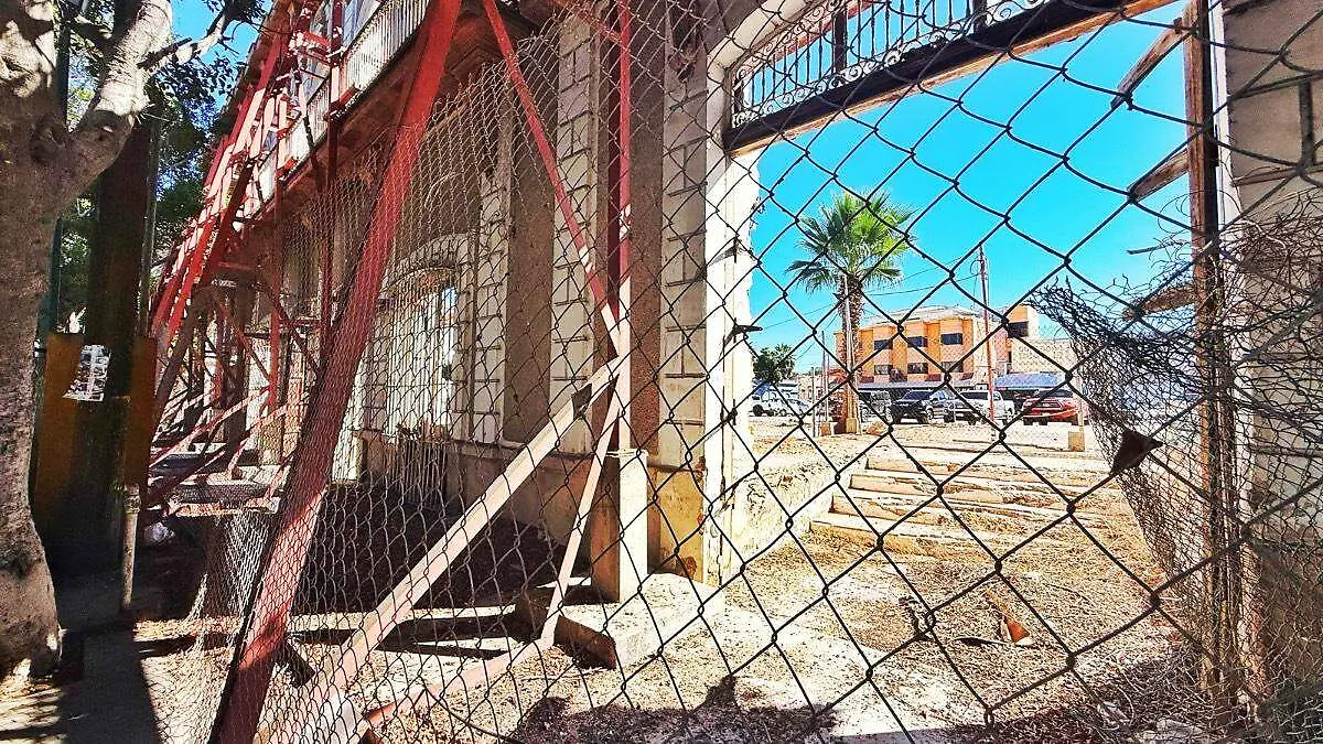 muro-inmueble-historico-la-perla-la-paz