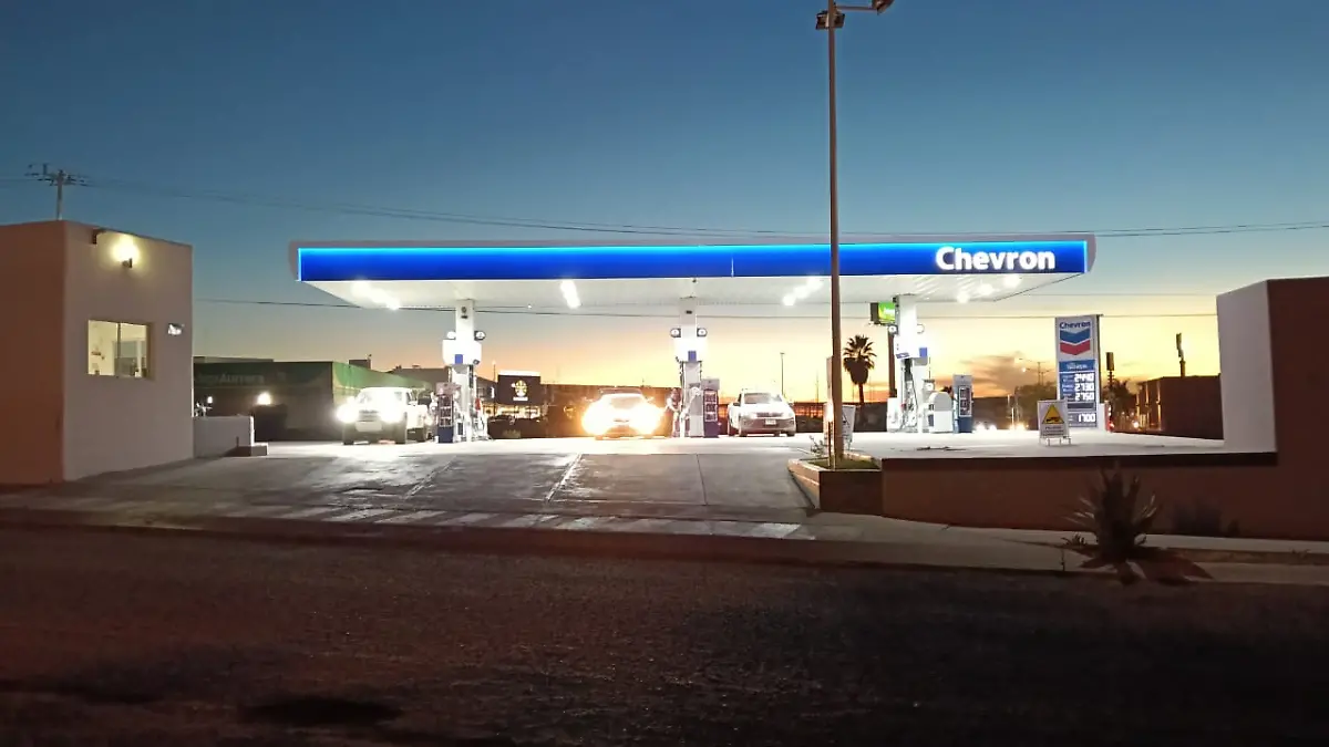 Gasolinera camino real