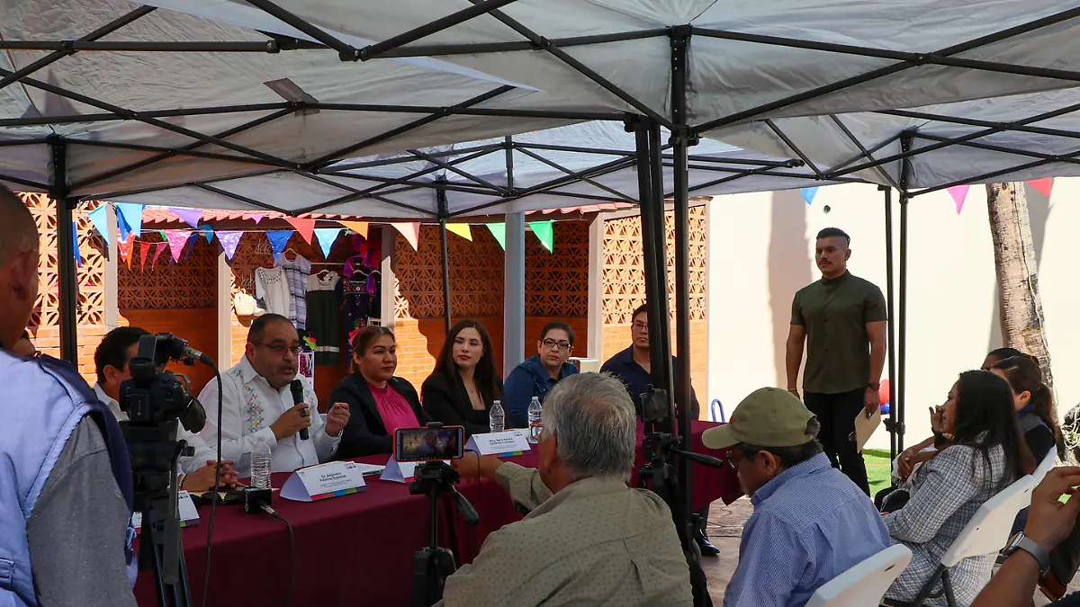 rueda-prensa-integrantes-instituto-estatal-electoral-baja-california-sur
