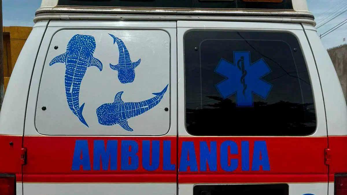 ambulancia-donada-proparamedicos-la-paz