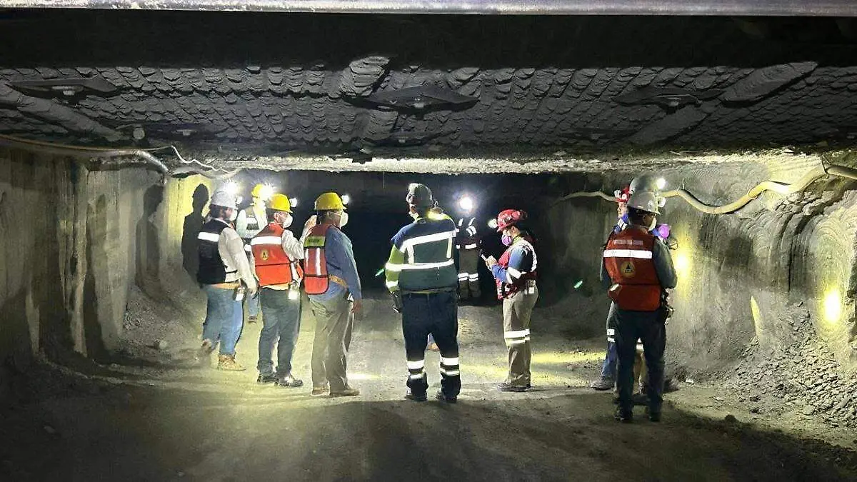 trabajadores de mineria