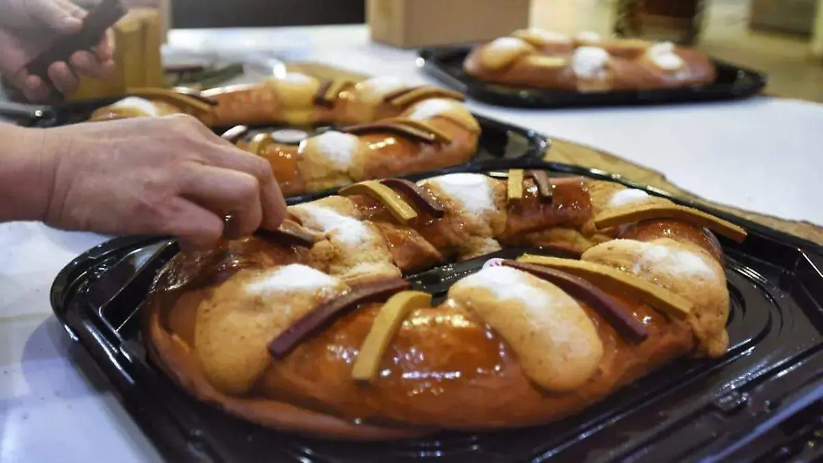 rosca de reyes adorno