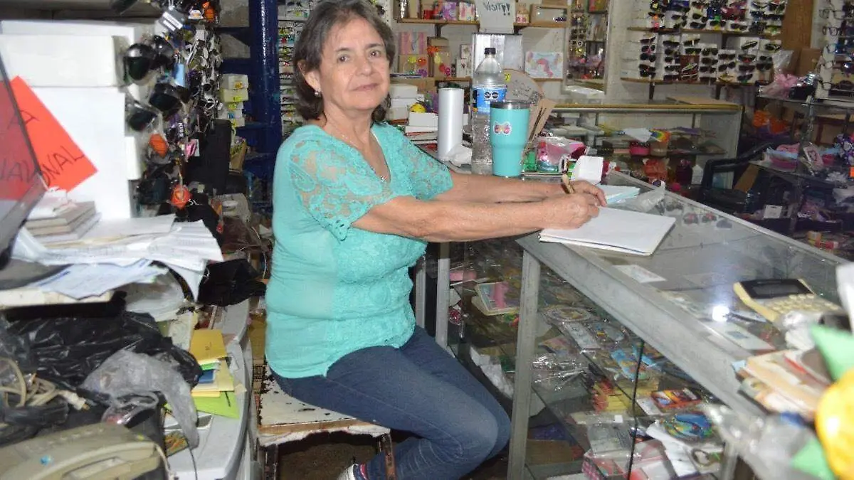 Persona labora sentada 1