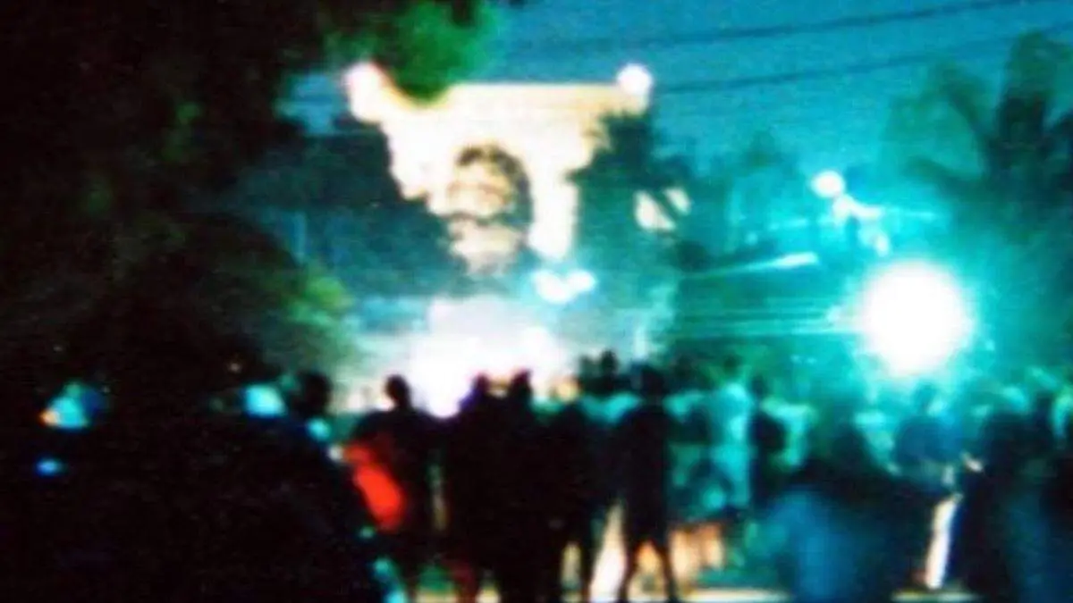 silueta-cristo-paredes-exteriores-teatro-ciudad-la-paz