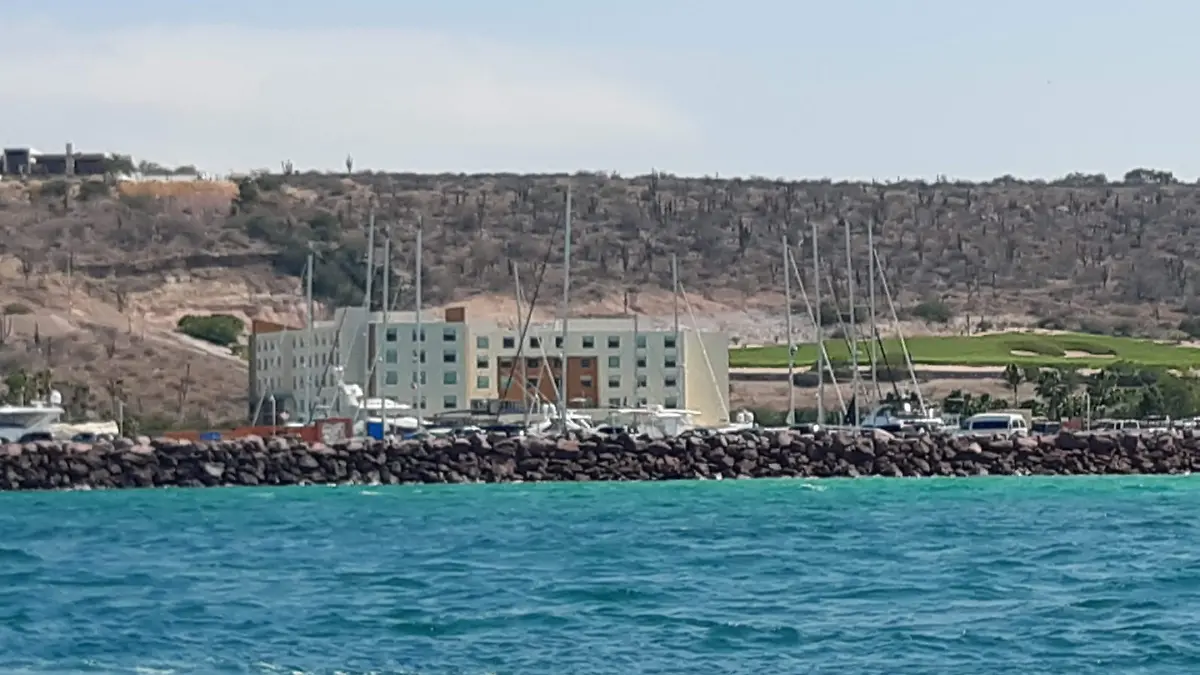 edificio-construccion-bahia-la-paz